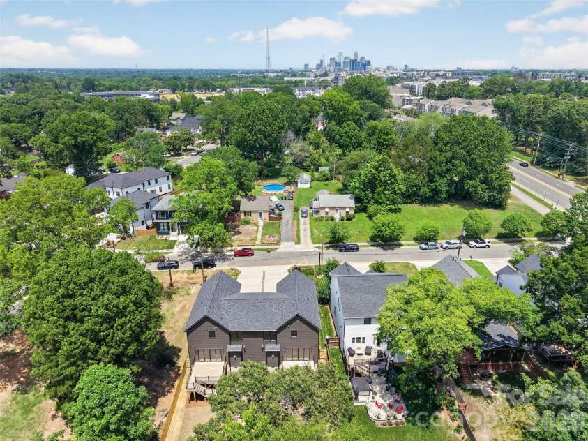 417 Cama Street, Charlotte, NC 28217.  MLS# CAR4380896, YatesRealty ID 26793. 