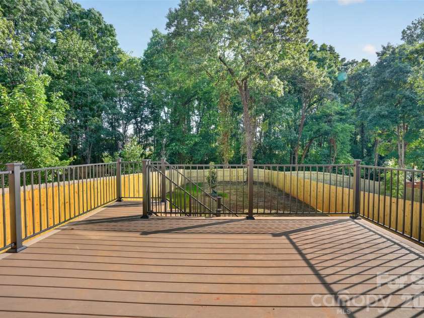 417 Cama Street, Charlotte, NC 28217.  MLS# CAR4380896, YatesRealty ID 26793. 