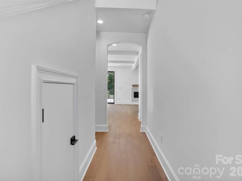 417 Cama Street, Charlotte, NC 28217.  MLS# CAR4380896, YatesRealty ID 26793. 