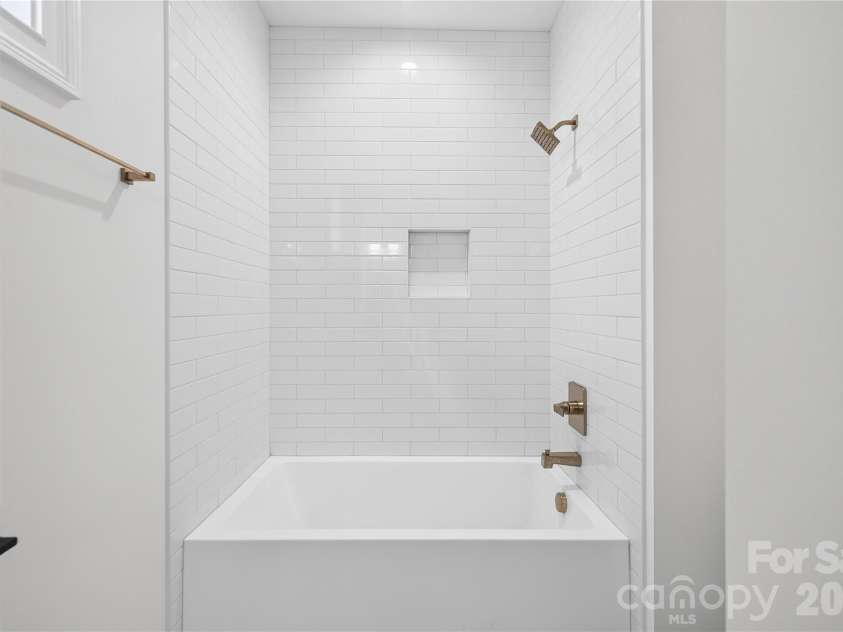 417 Cama Street, Charlotte, NC 28217.  MLS# CAR4380896, YatesRealty ID 26793. 