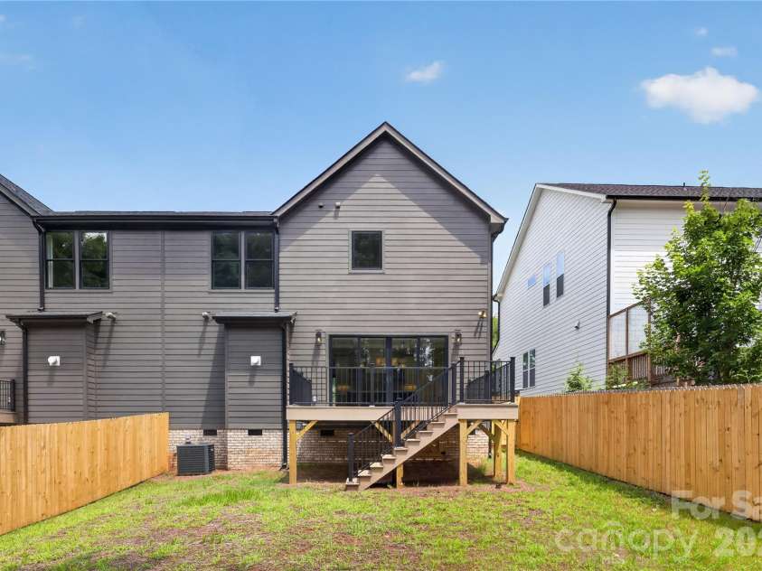 417 Cama Street, Charlotte, NC 28217.  MLS# CAR4380896, YatesRealty ID 26793. 