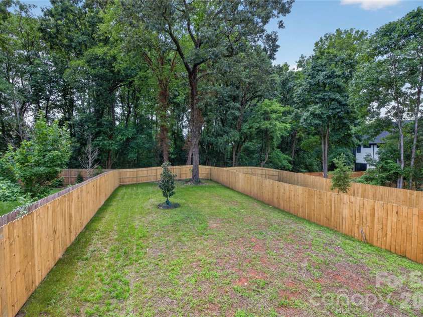 417 Cama Street, Charlotte, NC 28217.  MLS# CAR4380896, YatesRealty ID 26793. 
