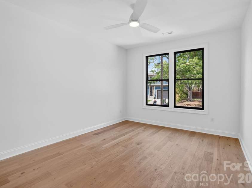 421 Cama Street, Charlotte, NC 28217.  MLS# CAR4380920, YatesRealty ID 26794. 