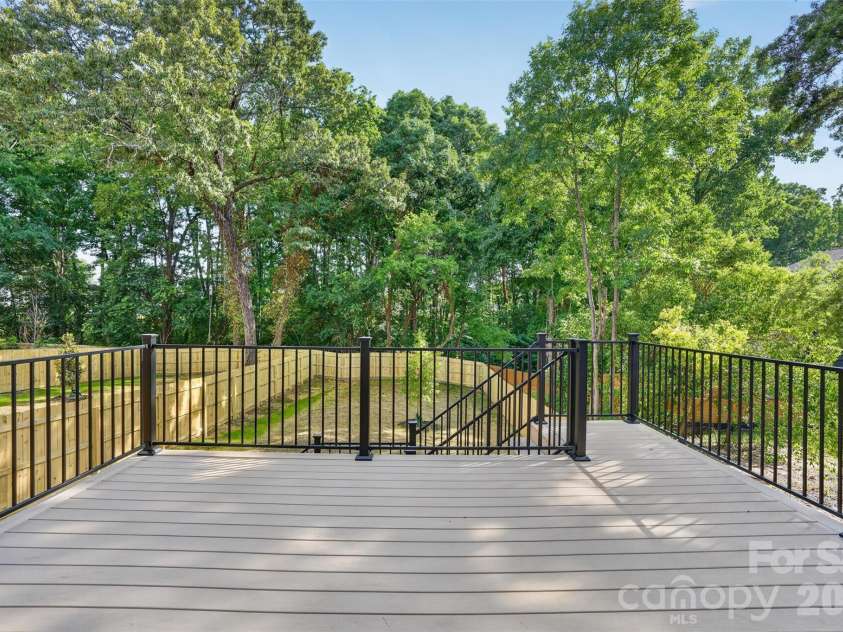 421 Cama Street, Charlotte, NC 28217.  MLS# CAR4380920, YatesRealty ID 26794. 