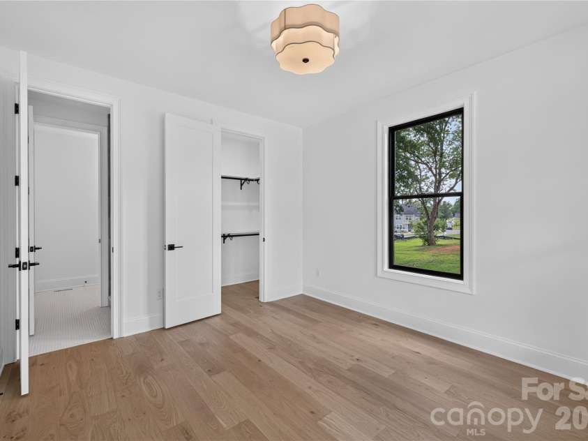 421 Cama Street, Charlotte, NC 28217.  MLS# CAR4380920, YatesRealty ID 26794. 