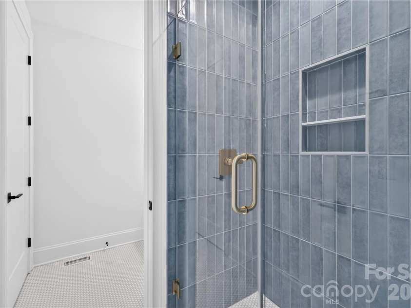 421 Cama Street, Charlotte, NC 28217.  MLS# CAR4380920, YatesRealty ID 26794. 