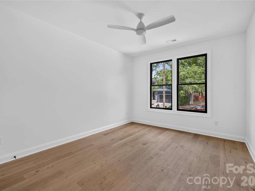 421 Cama Street, Charlotte, NC 28217.  MLS# CAR4380920, YatesRealty ID 26794. 