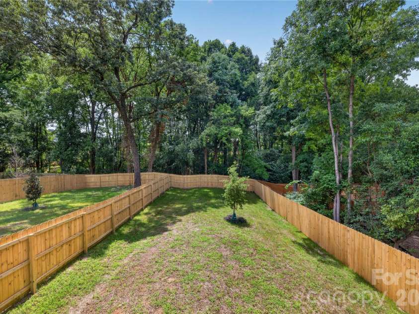 421 Cama Street, Charlotte, NC 28217.  MLS# CAR4380920, YatesRealty ID 26794. 