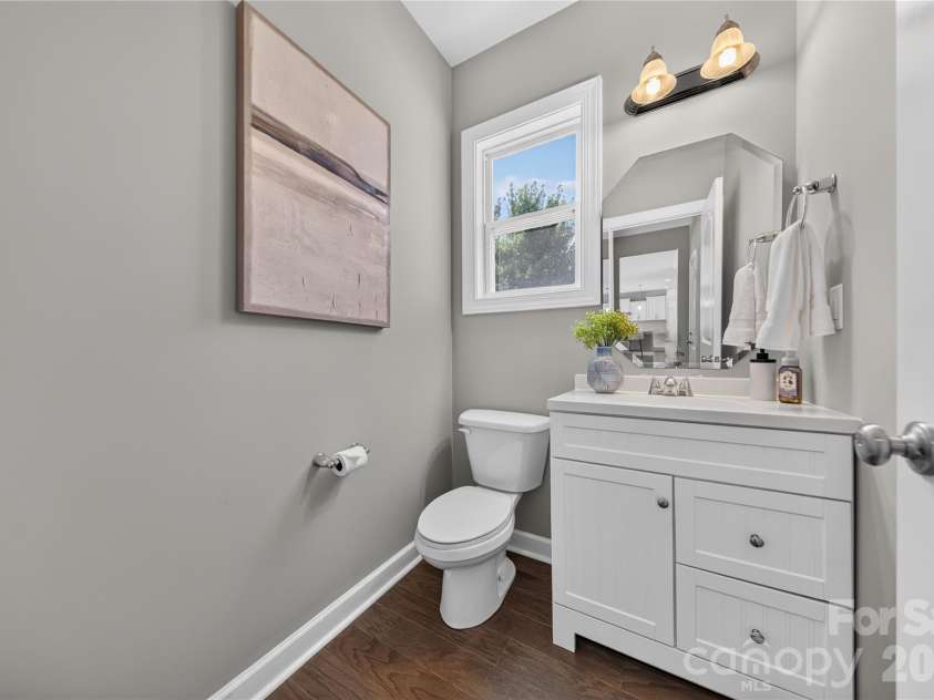 366 Hampton Trail Drive, Fort Mill, SC 29708.  MLS# CAR4400285, YatesRealty ID 26795. First Floor Powder Room