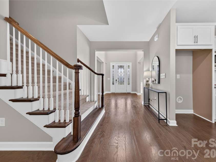366 Hampton Trail Drive, Fort Mill, SC 29708.  MLS# CAR4400285, YatesRealty ID 26795. Freshly Painted & Move In Ready