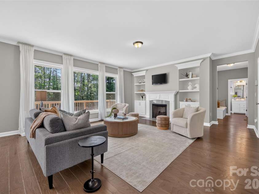 366 Hampton Trail Drive, Fort Mill, SC 29708.  MLS# CAR4400285, YatesRealty ID 26795. Great Room with Fireplace