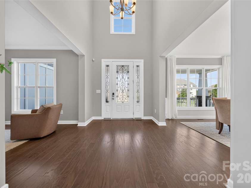 366 Hampton Trail Drive, Fort Mill, SC 29708.  MLS# CAR4400285, YatesRealty ID 26795. Hardwood Floors on Main