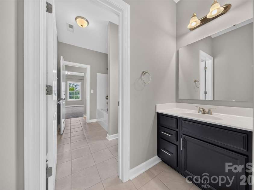 366 Hampton Trail Drive, Fort Mill, SC 29708.  MLS# CAR4400285, YatesRealty ID 26795. Private Vanity