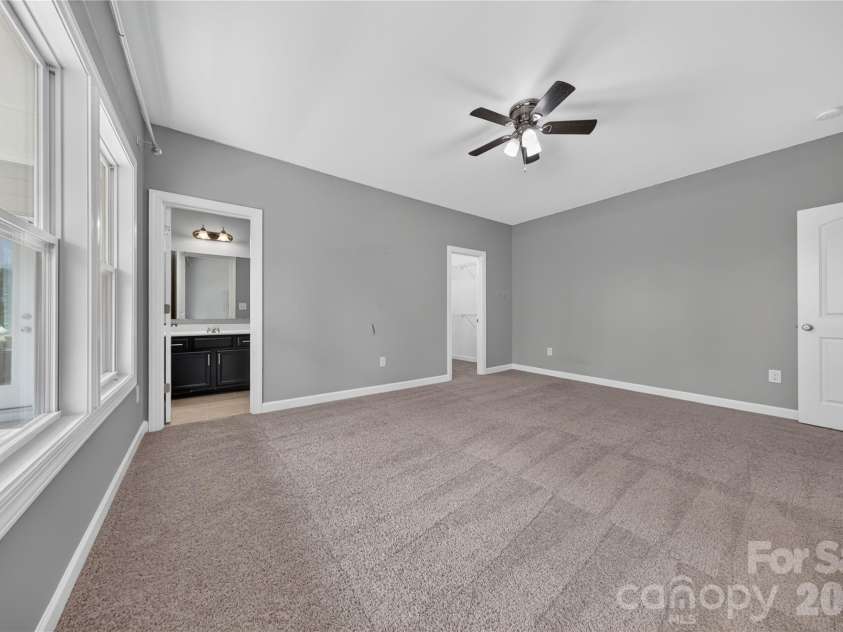 366 Hampton Trail Drive, Fort Mill, SC 29708.  MLS# CAR4400285, YatesRealty ID 26795. Walk-In Closet & En Suite Bath