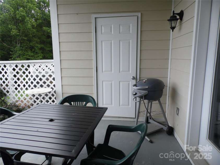 40 Club Villa Drive, Roaring Gap, NC 28627.  MLS# CAR4283360, YatesRealty ID 26795. 