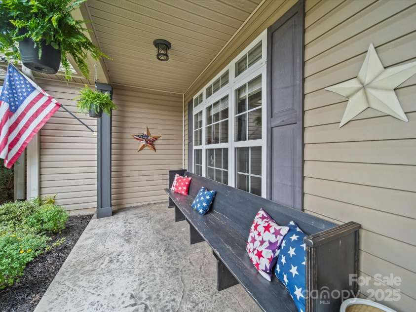 109 Dewfield Lane, Boiling Springs, SC 29316.  MLS# CAR4278754, YatesRealty ID 26796. 