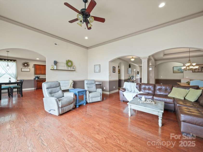 109 Dewfield Lane, Boiling Springs, SC 29316.  MLS# CAR4278754, YatesRealty ID 26796. 