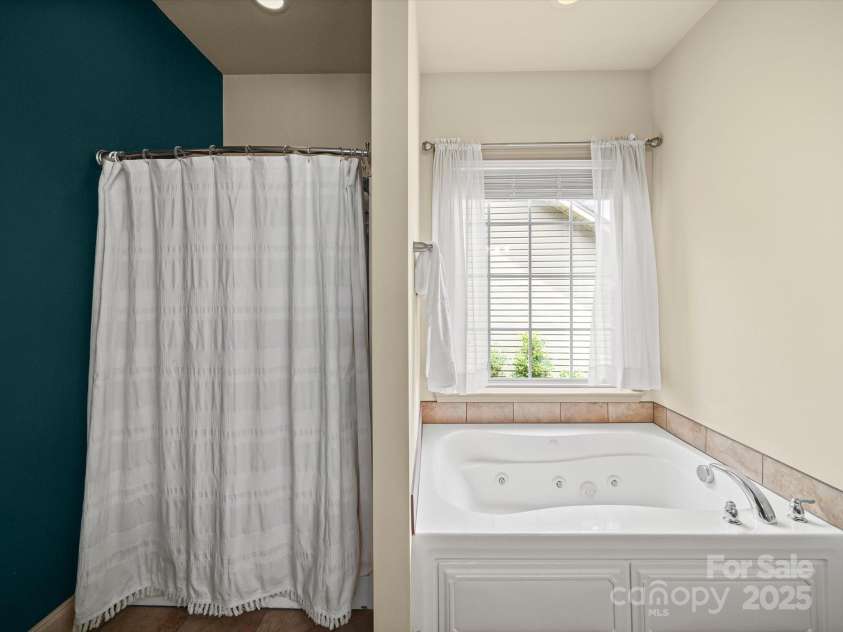 109 Dewfield Lane, Boiling Springs, SC 29316.  MLS# CAR4278754, YatesRealty ID 26796. 