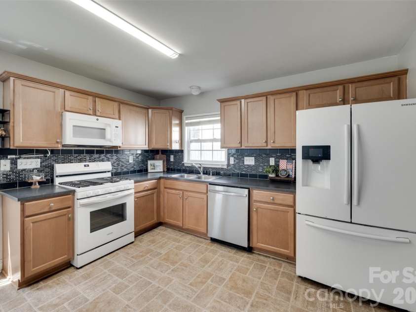 1360 Jessicas Way, Rock Hill, SC 29730.  MLS# CAR4387384, YatesRealty ID 26798. 