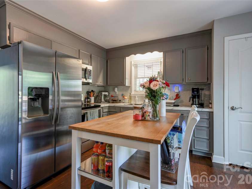 101 Doree Lane, Crouse, NC 28033.  MLS# CAR4384095, YatesRealty ID 26799. 