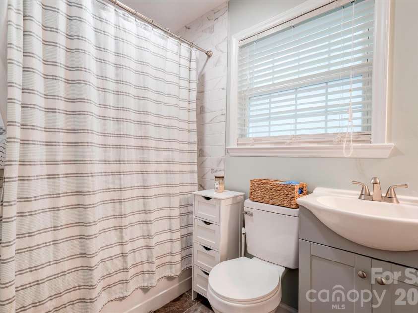 101 Doree Lane, Crouse, NC 28033.  MLS# CAR4384095, YatesRealty ID 26799. 