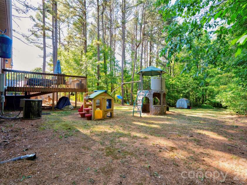 101 Doree Lane, Crouse, NC 28033.  MLS# CAR4384095, YatesRealty ID 26799. 