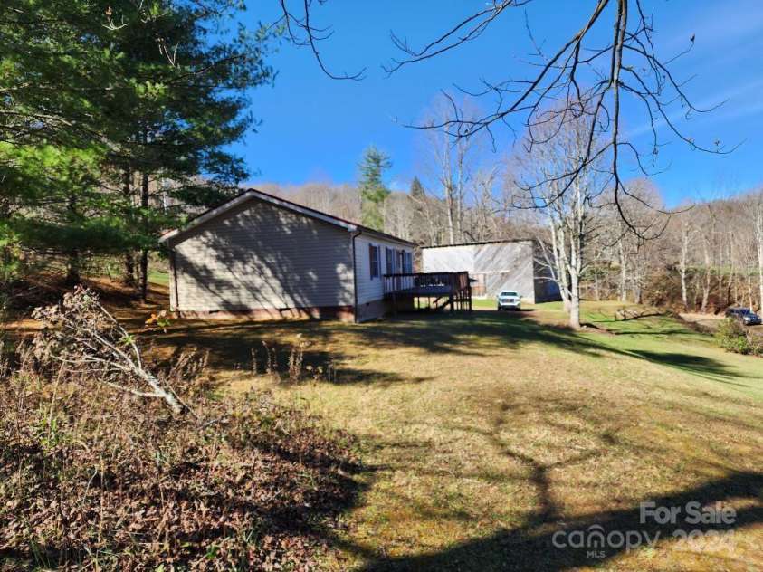20 Coventry Lane, Burnsville, NC 28714.  MLS# CAR4199768, YatesRealty ID 268. Home looking west