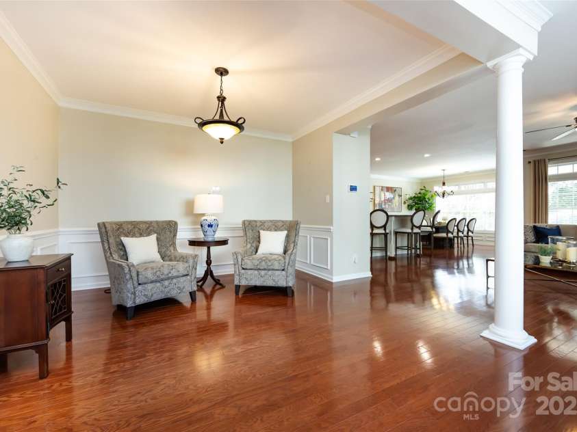 8457 Loxton Circle, Charlotte, NC 28214.  MLS# CAR4234891, YatesRealty ID 2680. 