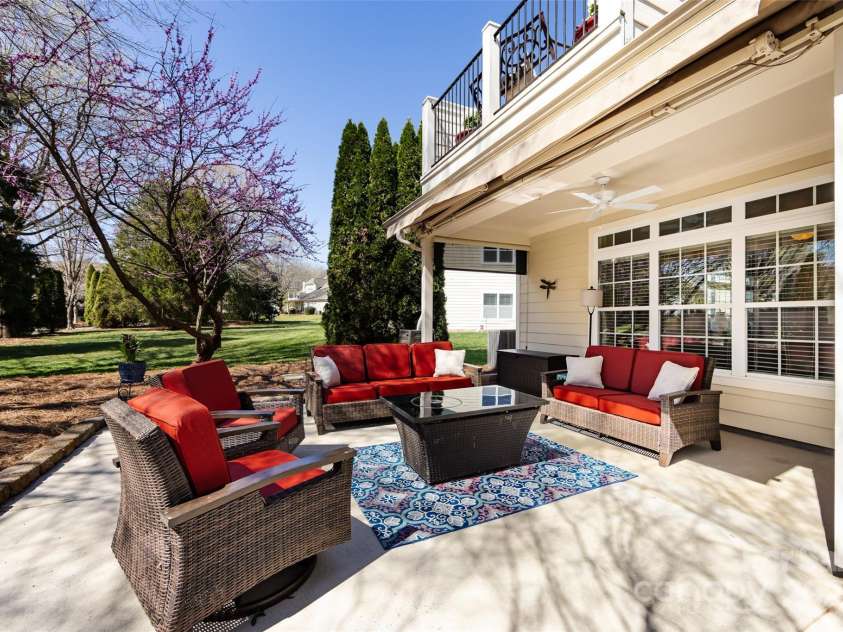 8457 Loxton Circle, Charlotte, NC 28214.  MLS# CAR4234891, YatesRealty ID 2680. 