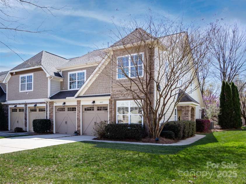 8457 Loxton Circle, Charlotte, NC 28214.  MLS# CAR4234891, YatesRealty ID 2680. 