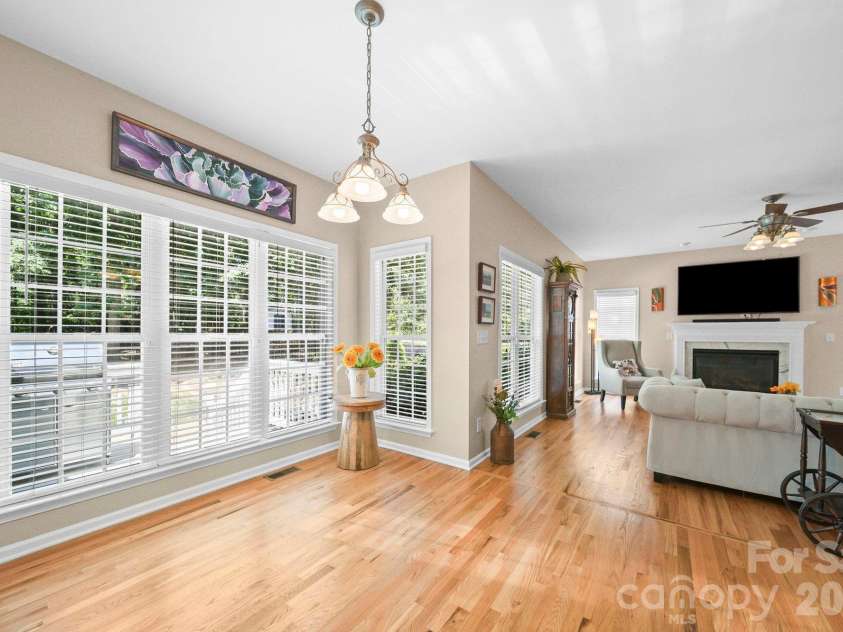 10731 Persimmon Creek Drive, Mint Hill, NC 28227.  MLS# CAR4383327, YatesRealty ID 26800. 