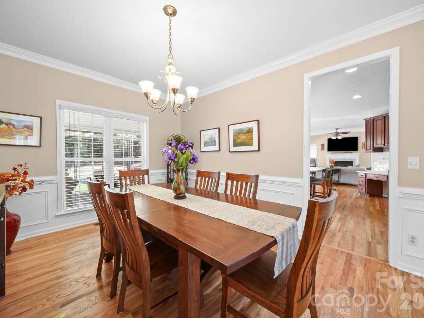10731 Persimmon Creek Drive, Mint Hill, NC 28227.  MLS# CAR4383327, YatesRealty ID 26800. 