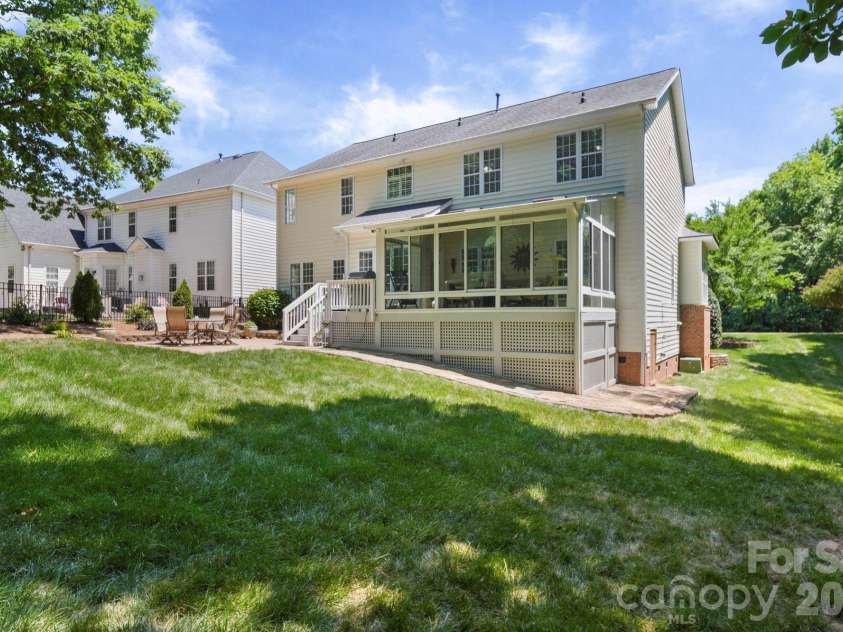 10731 Persimmon Creek Drive, Mint Hill, NC 28227.  MLS# CAR4383327, YatesRealty ID 26800. 