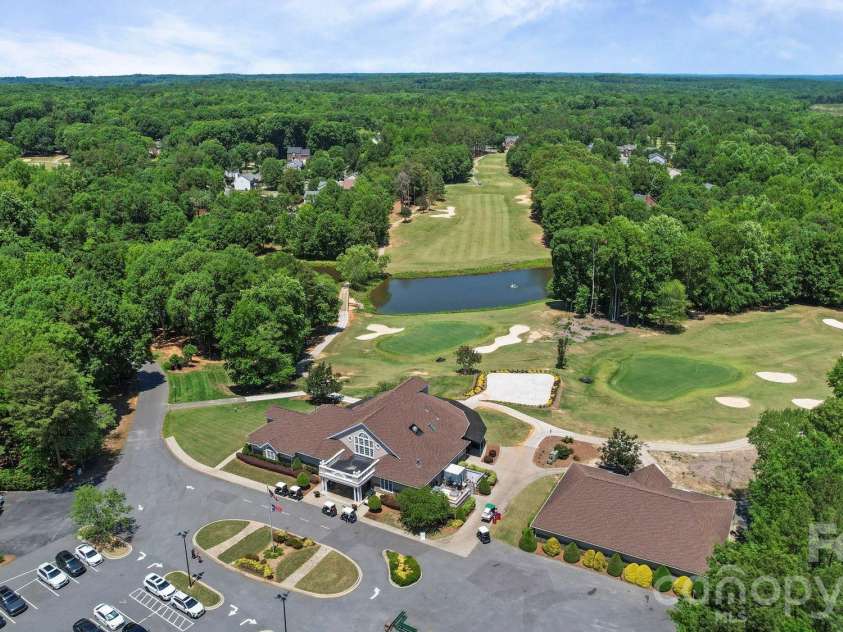 10731 Persimmon Creek Drive, Mint Hill, NC 28227.  MLS# CAR4383327, YatesRealty ID 26800. 