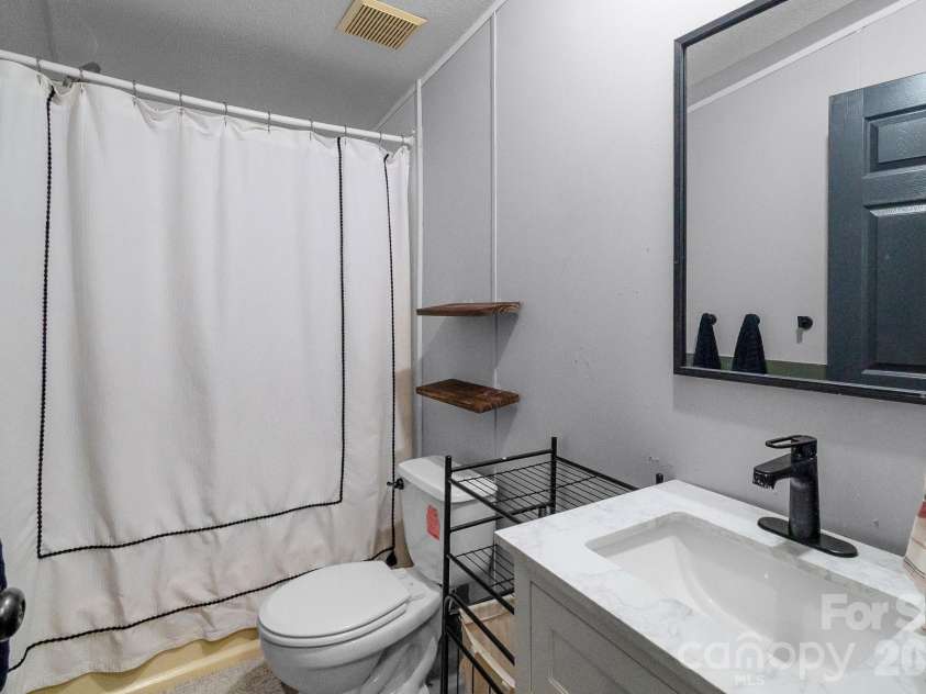 1046 McKinney Lane, Lancaster, SC 29720.  MLS# CAR4384549, YatesRealty ID 26801. 