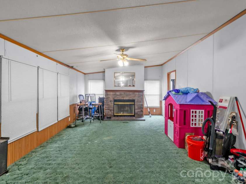 1046 McKinney Lane, Lancaster, SC 29720.  MLS# CAR4384549, YatesRealty ID 26801. 