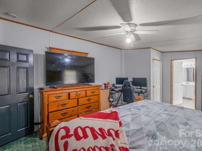 1046 McKinney Lane, Lancaster, SC 29720.  MLS# CAR4384549, YatesRealty ID 26801. 