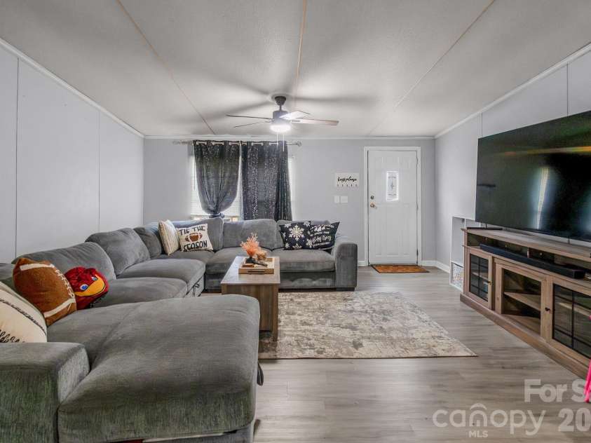 1046 McKinney Lane, Lancaster, SC 29720.  MLS# CAR4384549, YatesRealty ID 26801. 