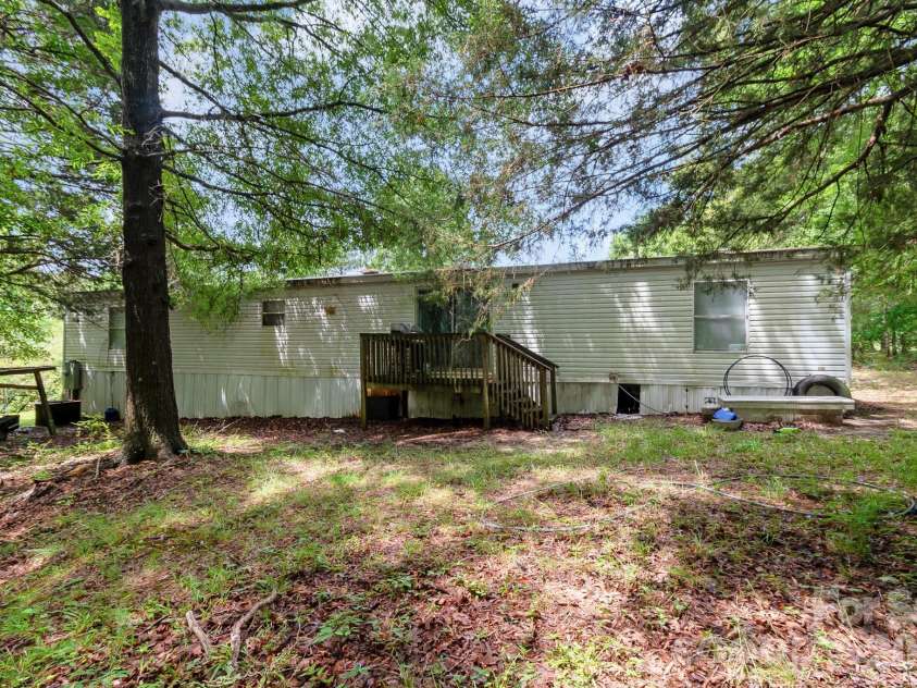 1046 McKinney Lane, Lancaster, SC 29720.  MLS# CAR4384549, YatesRealty ID 26801. 