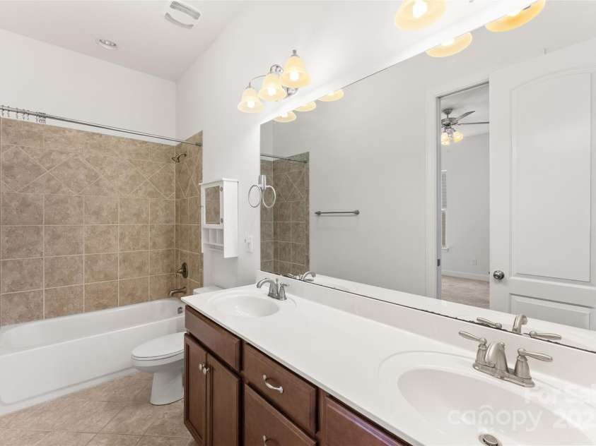 11037 Thornbeck Lane, Midland, NC 28107.  MLS# CAR4238728, YatesRealty ID 26802. 