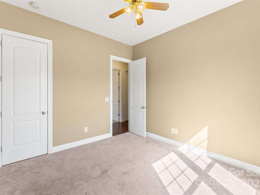 11037 Thornbeck Lane, Midland, NC 28107.  MLS# CAR4238728, YatesRealty ID 26802. 