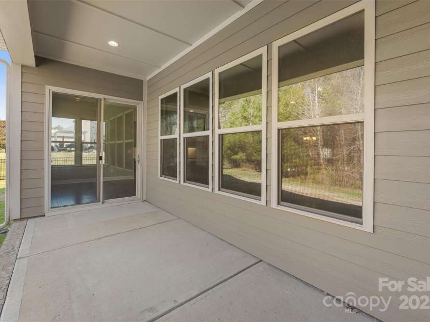 11037 Thornbeck Lane, Midland, NC 28107.  MLS# CAR4238728, YatesRealty ID 26802. 