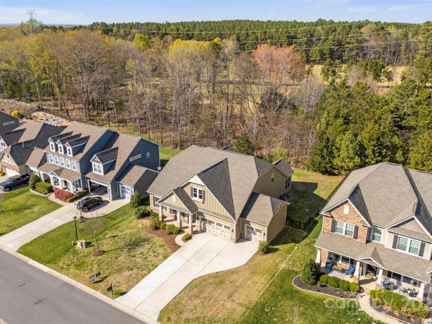 11037 Thornbeck Lane, Midland, NC 28107.  MLS# CAR4238728, YatesRealty ID 26802. 