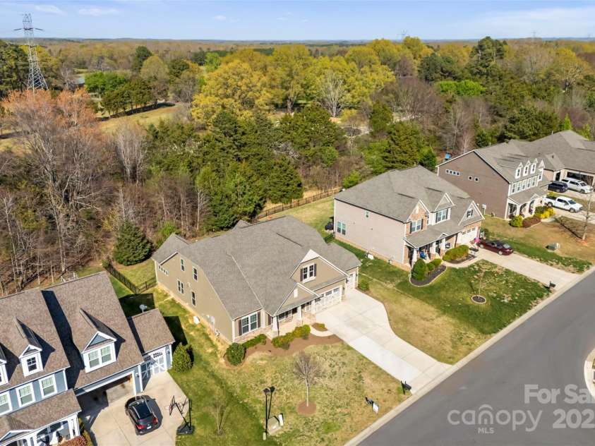 11037 Thornbeck Lane, Midland, NC 28107.  MLS# CAR4238728, YatesRealty ID 26802. 