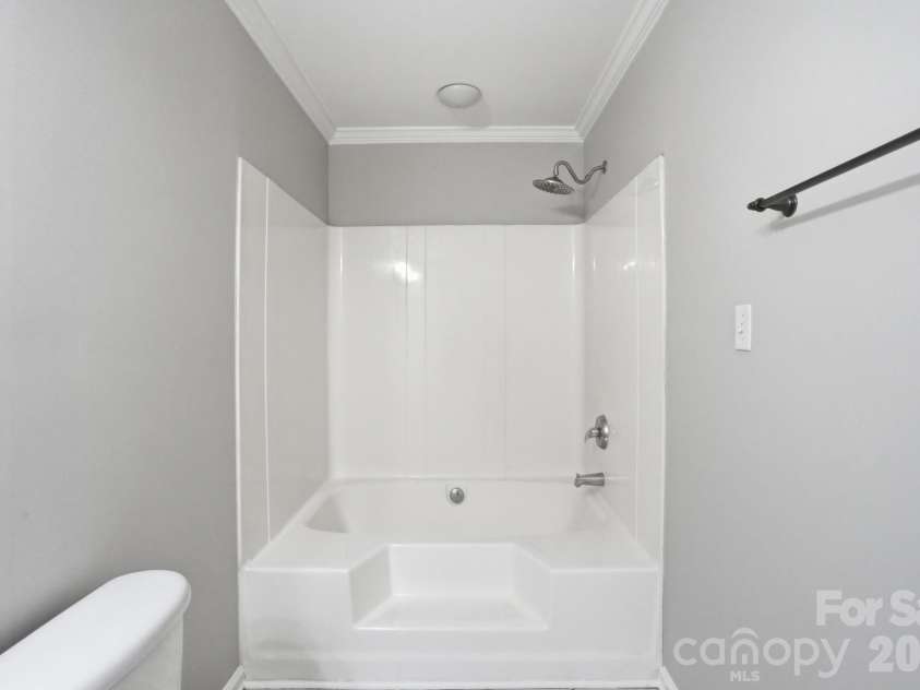4322 Laurel Hill Lane, Charlotte, NC 28217.  MLS# CAR4384295, YatesRealty ID 26802. 