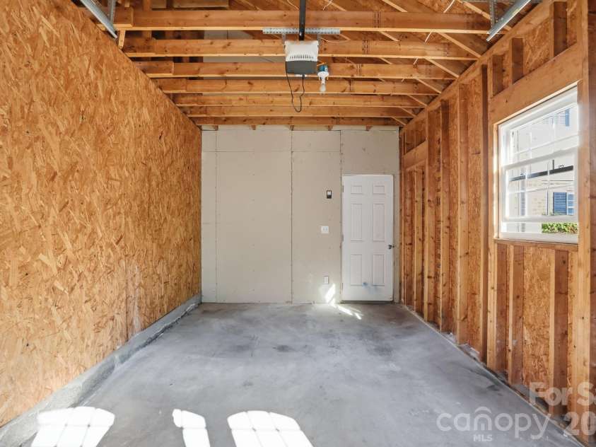 4322 Laurel Hill Lane, Charlotte, NC 28217.  MLS# CAR4384295, YatesRealty ID 26802. 