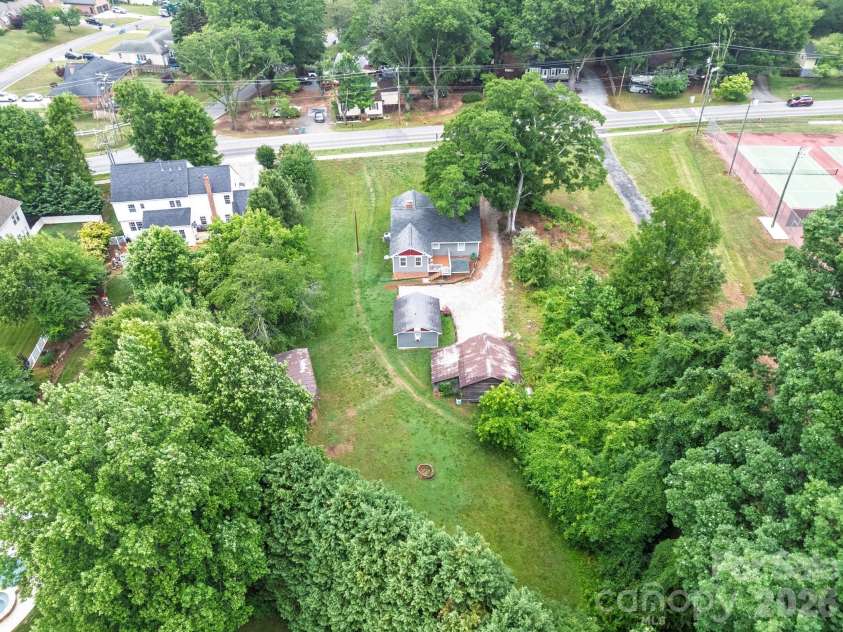 213 Nixon Road, Belmont, NC 28012.  MLS# CAR4384522, YatesRealty ID 26803. 