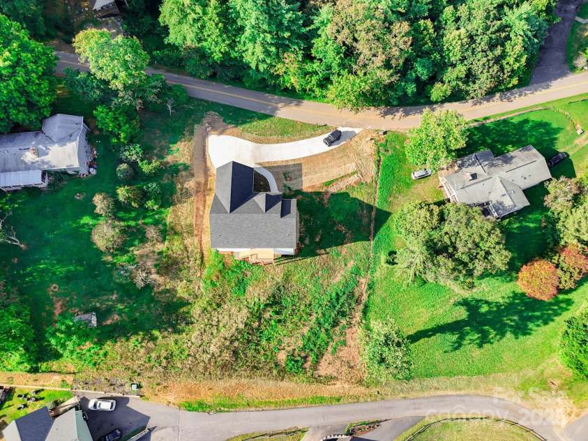 220 Pine Ridge Road, Mars Hill, NC 28754.  MLS# CAR4258648, YatesRealty ID 26803. 