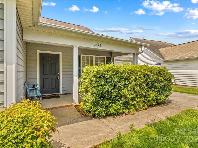2022 Wexford Way, Statesville, NC 28625.  MLS# CAR4277312, YatesRealty ID 26804. 