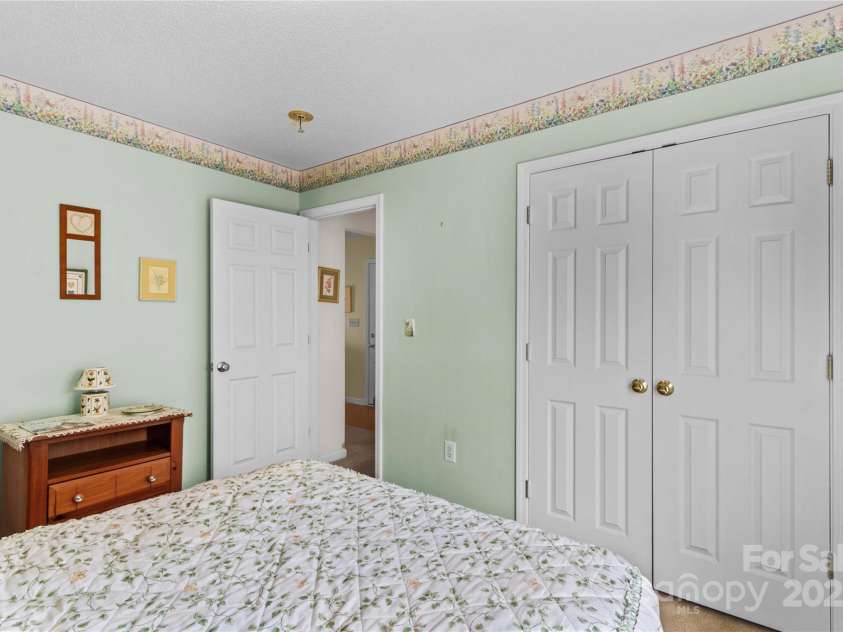 2022 Wexford Way, Statesville, NC 28625.  MLS# CAR4277312, YatesRealty ID 26804. 